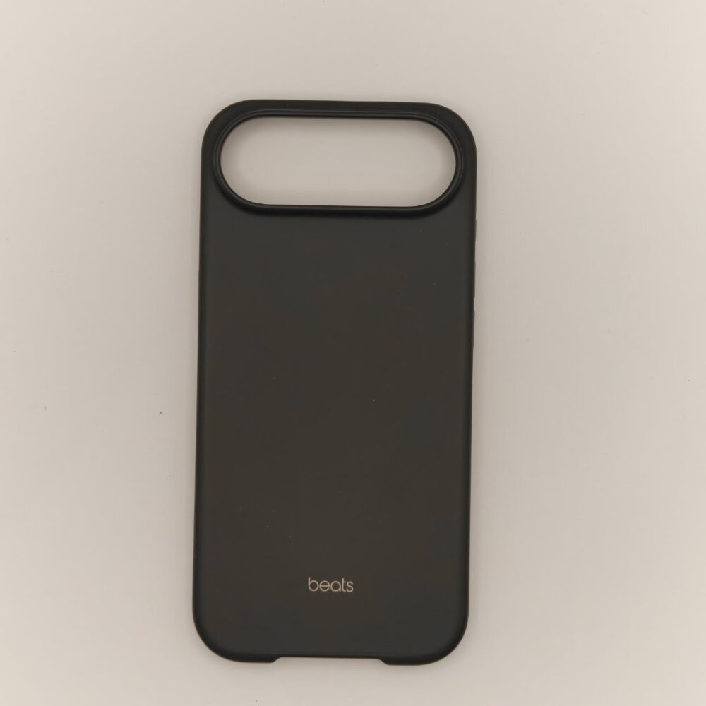 Beats by Dr. Dre iPhone 17 Air Case – New